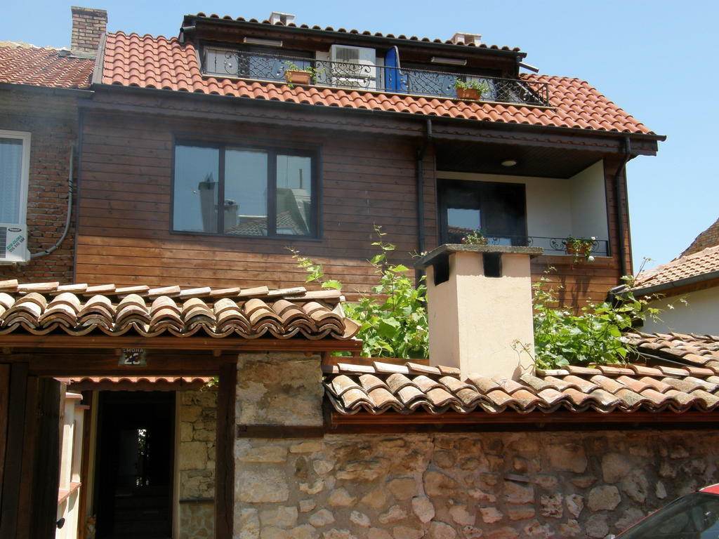 Emona Guest House Nesebar Exterior photo