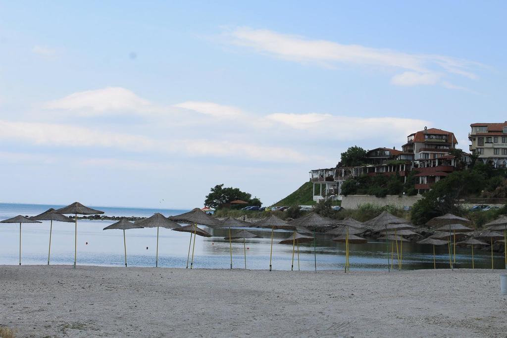 Emona Guest House Nesebar Exterior photo