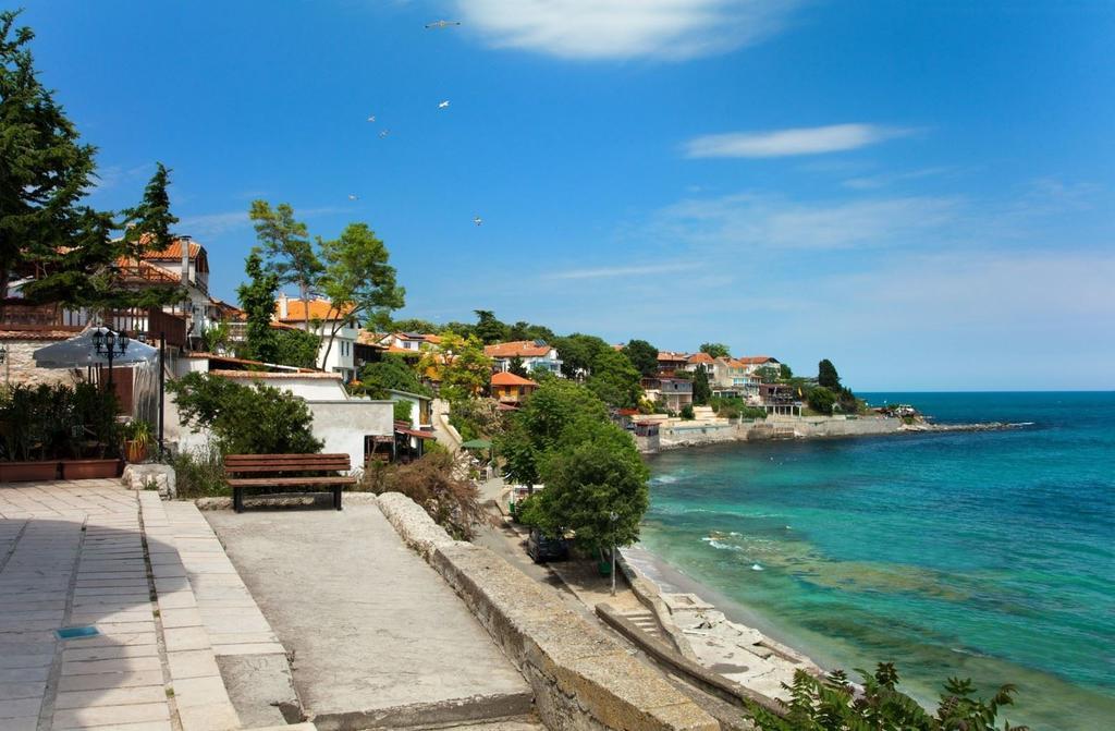 Emona Guest House Nesebar Exterior photo